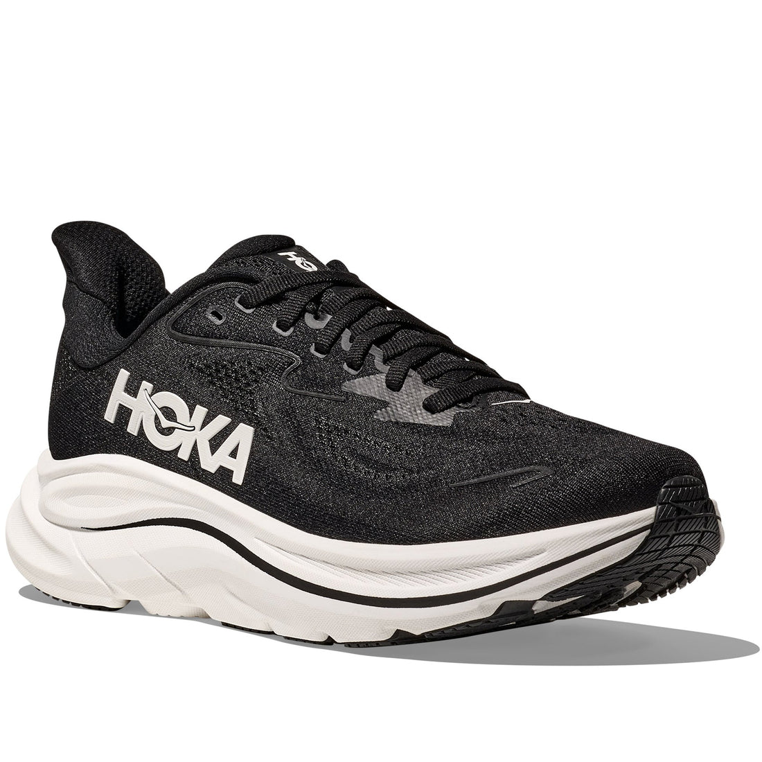 Quarter turn view Men&