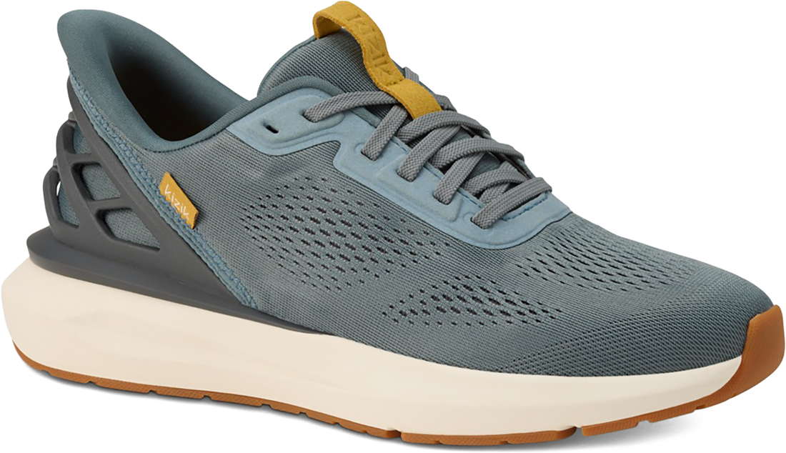 Quarter turn view Men&